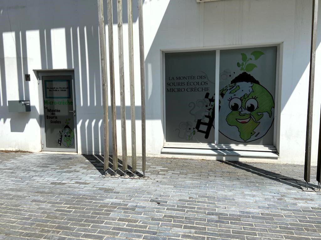 LA MONTÉE DES SOURIS ÉCOLOS